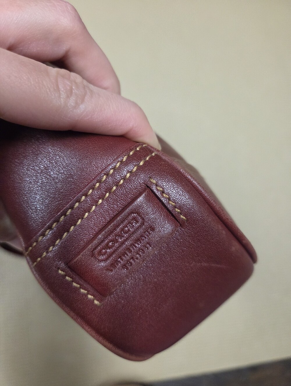 Vintage Y2K Coach Hamptons Soho Burgundy Leather Buckle Shoulder Bag Purse EUC - Picture 9 of 13